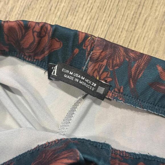 Zara Floral Patterned Wide Leg Casual Pants Medium - Picture 2 of 2